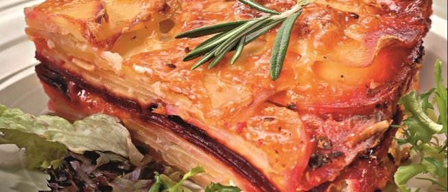 Запеканка из картофеля и свеклы