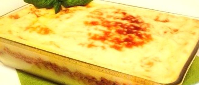 Бифарше (запеканка из картофельного пюре и куриного фарша)