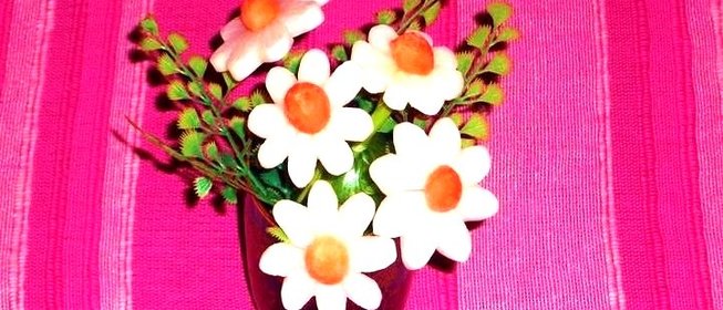 Ромашка из дайкона