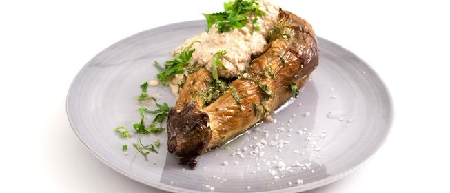 Баклажаны с соусом бажи