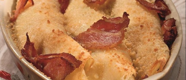 Блины с беконом и авокадо