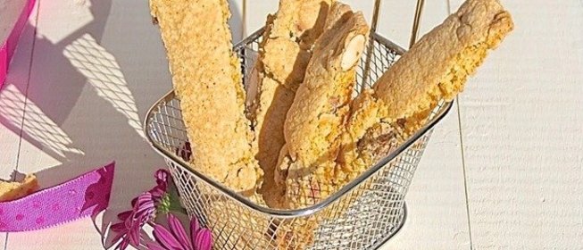 Миндальное печенье с бобами тонка