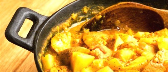 Жареный молодой картофель в специях по‑индийски