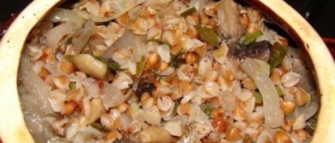 Гречка с грибами в горшочке