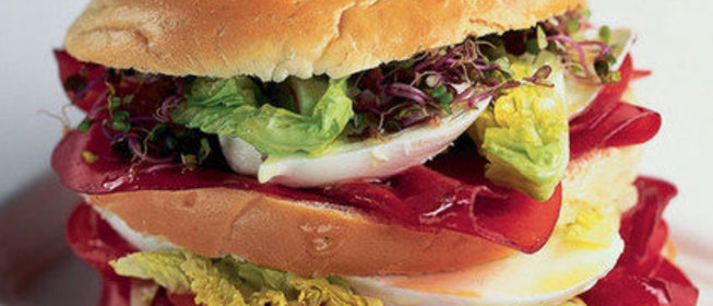 Сандвич с ветчиной