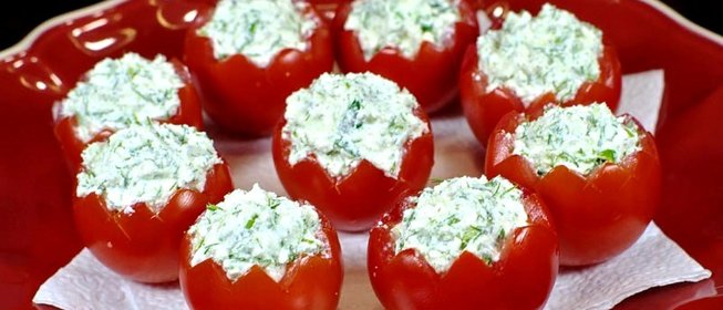 Помидоры, фаршированные творогом
