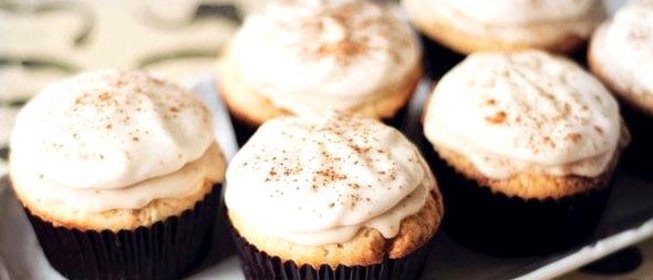 Маффины с корицей и кофейной глазурью