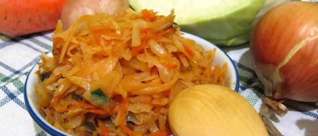 Капуста тушеная с грибами