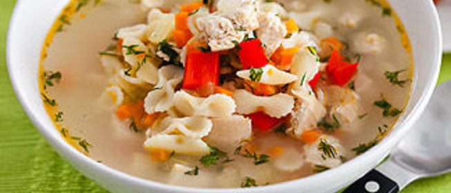 Салат из омлета и ветчины