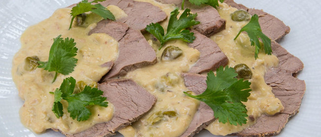 Пикантная закуска: вителло тонато