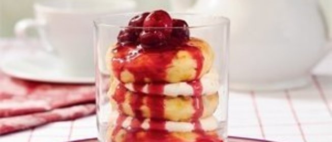 Сырники с вишневым соусом от юлии высоцкой