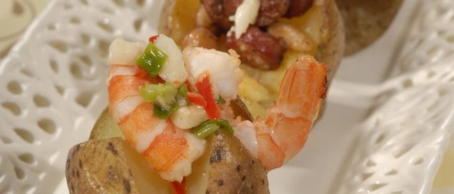 Запеченный картофель с разными начинками