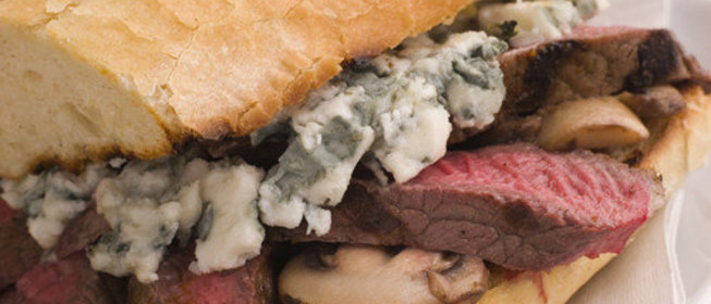 Филадельфийский чизстейк