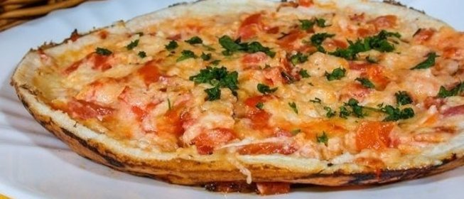 Омлет с соусом