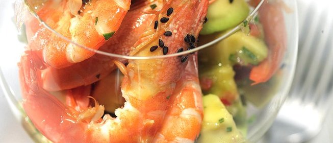 Креветки с авокадо