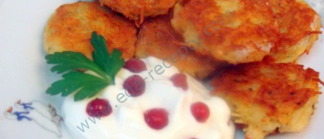 Оладьи из вермишели с сыром