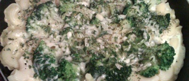 Запеканка из макарон и брокколи