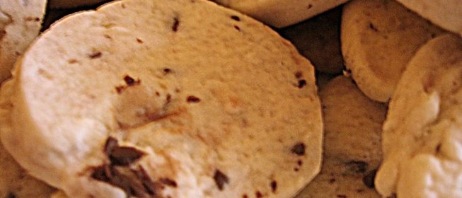 Песочное печенье с фундуком и шоколадом