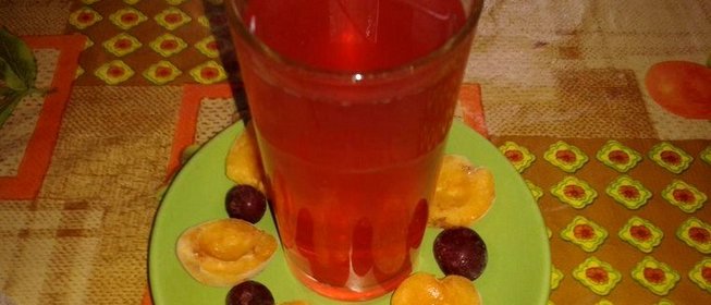 Абрикосово-вишнёвый компот