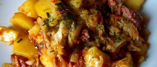 Бигус с тушенкой