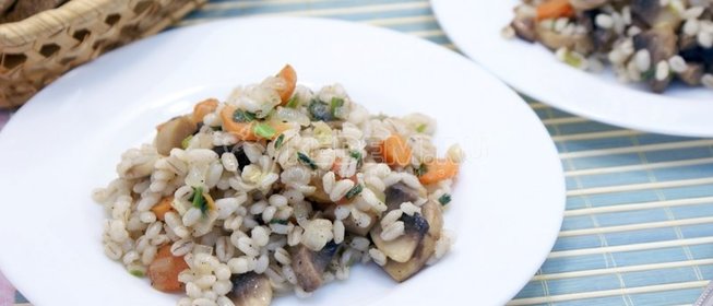 Перловка с грибами