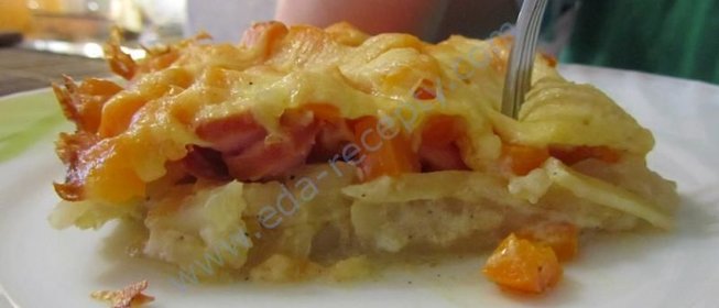 Картофель с сосиской в духовке