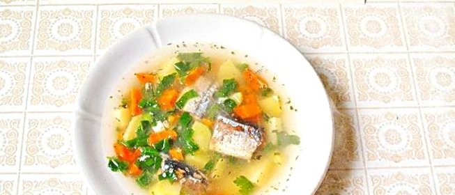 Рыбный суп из консервов