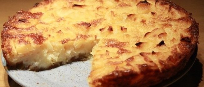 Яблочно-ананасовая запеканка