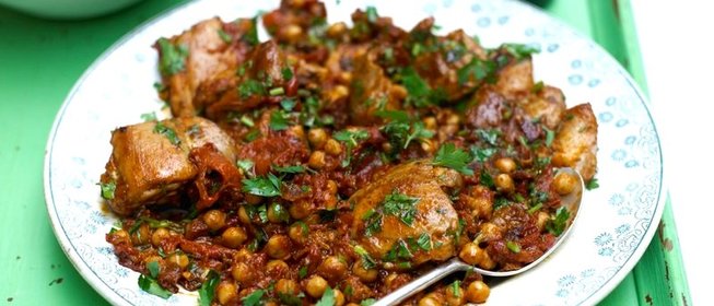 Рагу из индейки в испанском стиле