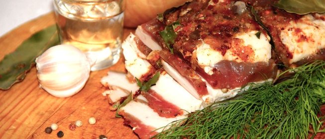 Сало соленое со специями