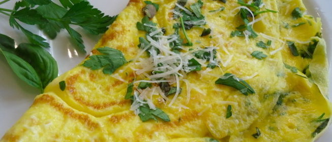 Омлет с пряными травами