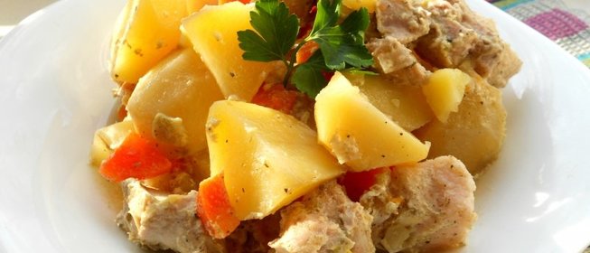 Картофель со свининой запеченный в рукаве