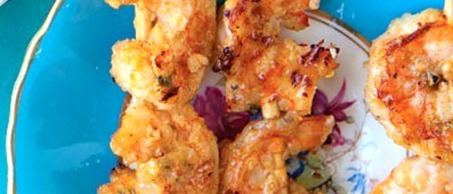 Креветки на шпажках