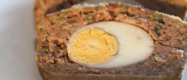 Пасхальная балканская запеканка из потрохов