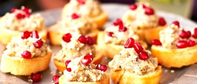 Канапе с паштетом