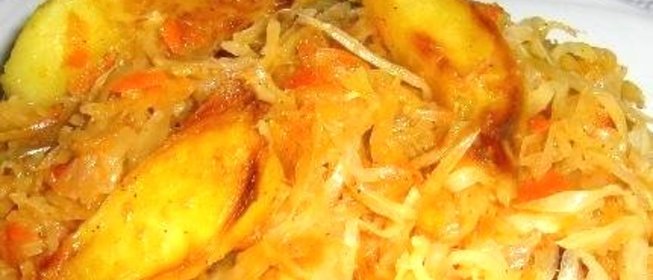 Капуста тушеная с картофелем