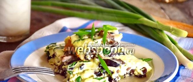 Омлет со сморчками и сельдереем