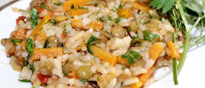 Ароматный плов с чечевицей