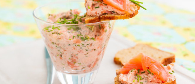 Паштет из копченого лосося