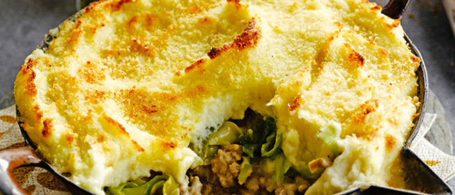 Запеканка с говяжьим фаршем и луком-порей