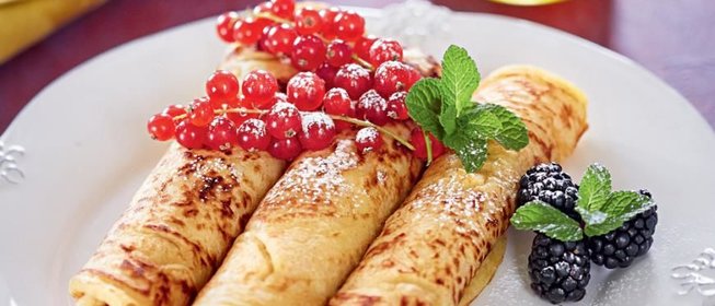 Дрожжевые блины с медом и специями