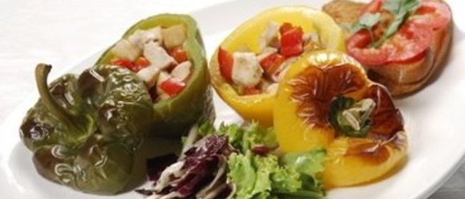 Перец, фаршированный курицей
