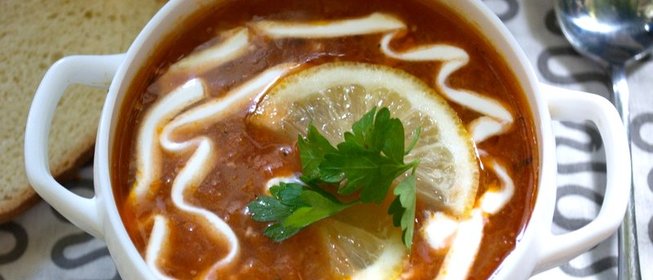 Солянка сборная (мясная, домашняя)