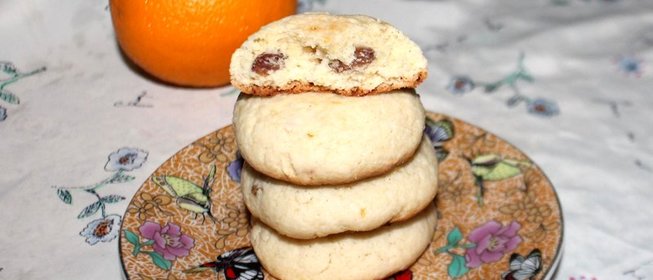 Апельсиновое печенье с изюмом