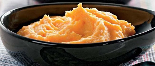 Воздушный сладкий картофель с запеченными яблоками и кардамоном