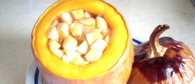 Тыква с яблоками и рисом