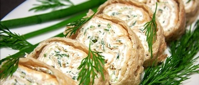 Лаваш с сыром и чесноком