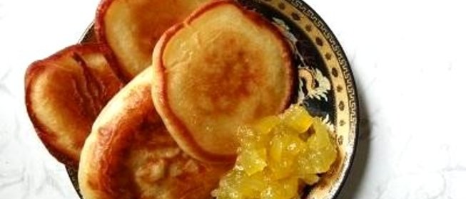 Оладьи с вареньем из кабачков