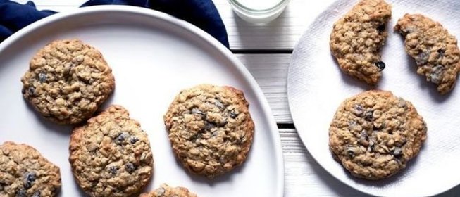 Овсяное печенье с изюмом