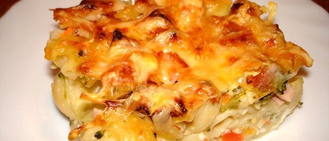 Запеканка из макарон с курицей